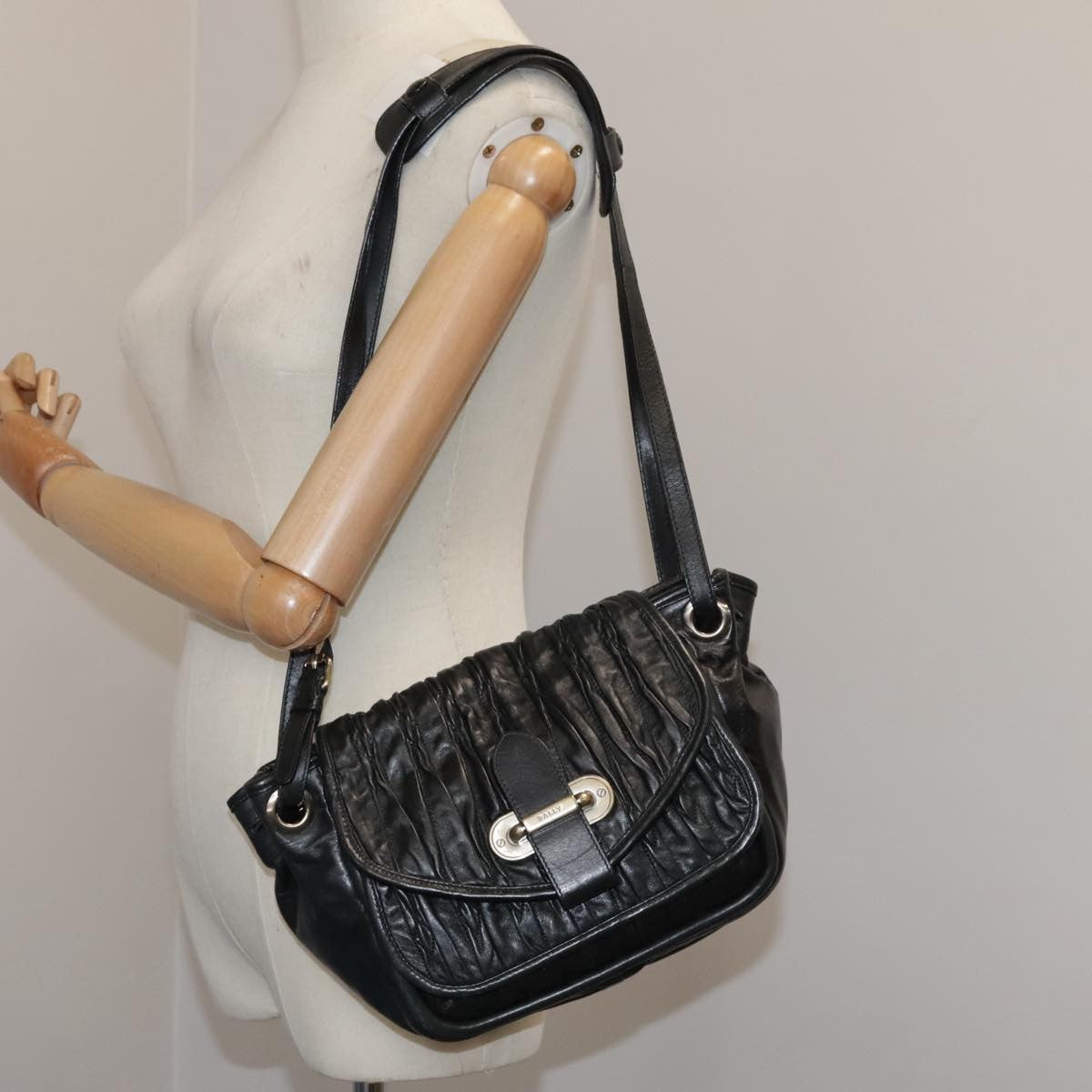 Bally Vintage Shoulder Bag Leather, BLACK, LEATHER, Shoulder bag