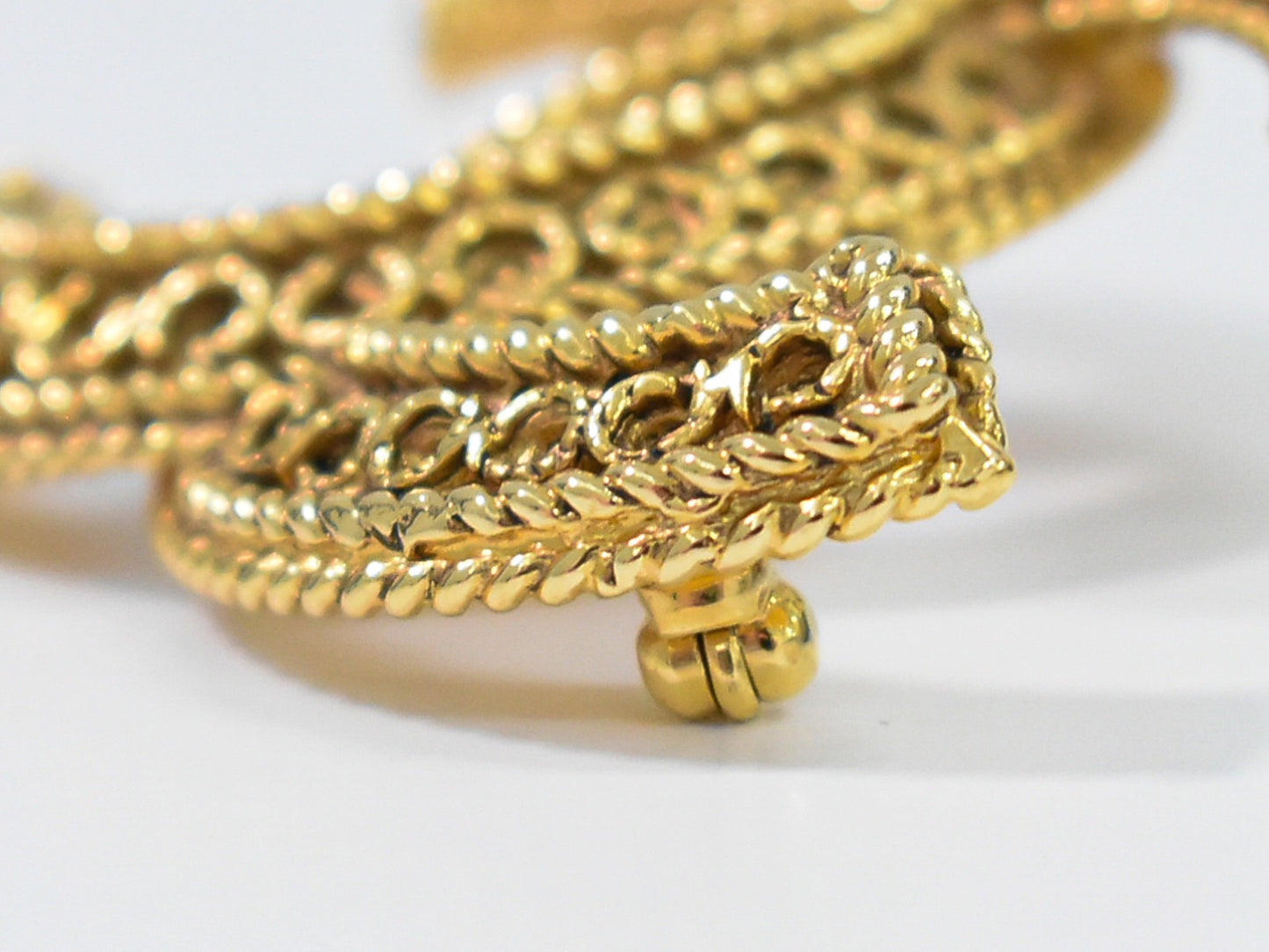 Chanel CC Brooch Metal, GOLD, GOLD_PLATED, Brooch