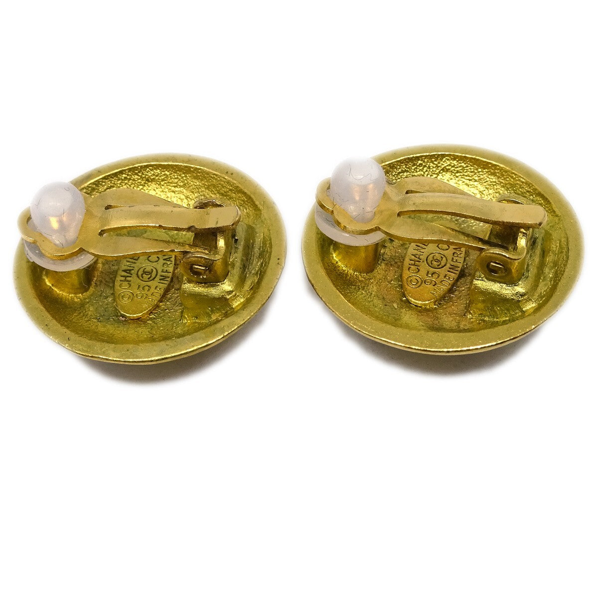 Chanel Vintage CC Round Button Clip-On Earrings Metal, GOLD, GOLD_PLATED, Earrings