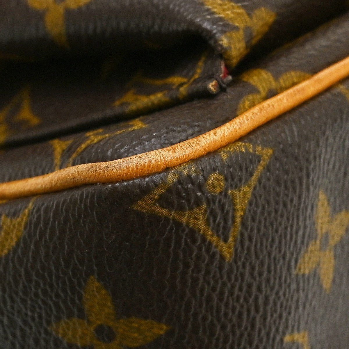 Louis Vuitton Viva Cite Handbag Monogram Canvas, Brown, Canvas, Shoulder Bag