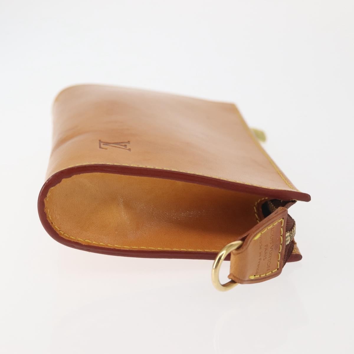 Louis Vuitton Bucket Pouch Leather, BEIGE, LEATHER, Clutche & pouche