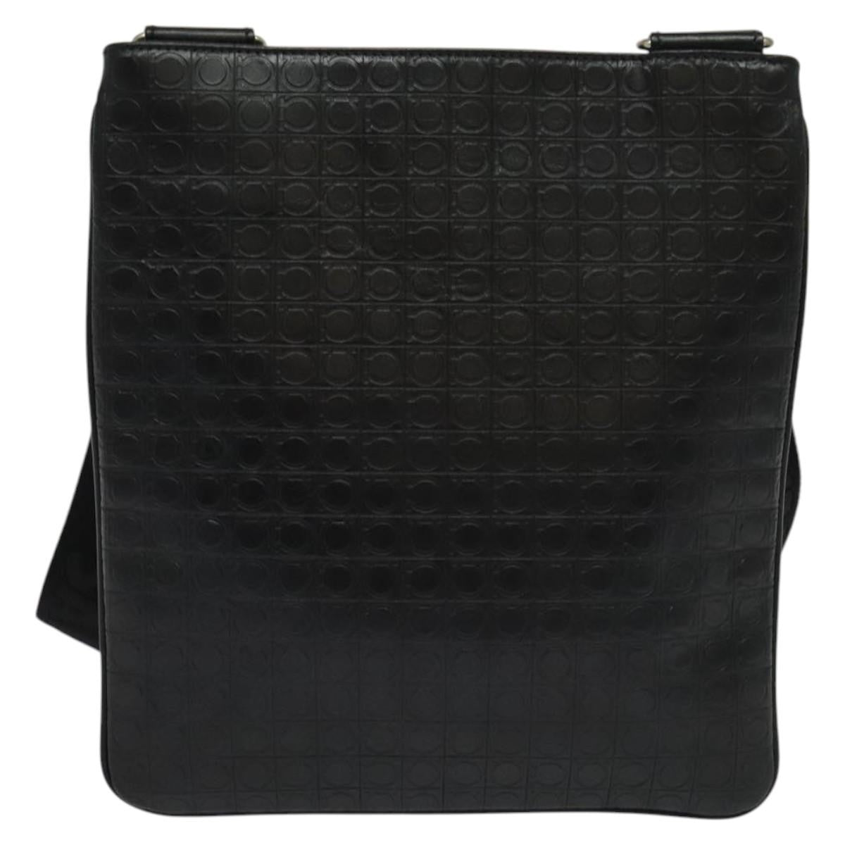 Salvatore Ferragamo Gancini Shoulder Bag Leather, BLACK, LEATHER, Shoulder bag