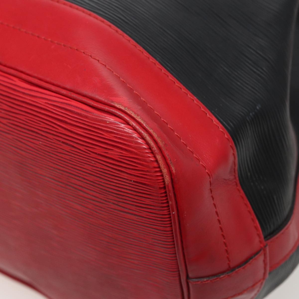Louis Vuitton Bicolor Noe Handbag Epi Leather, BLACK, LEATHER, Handbag