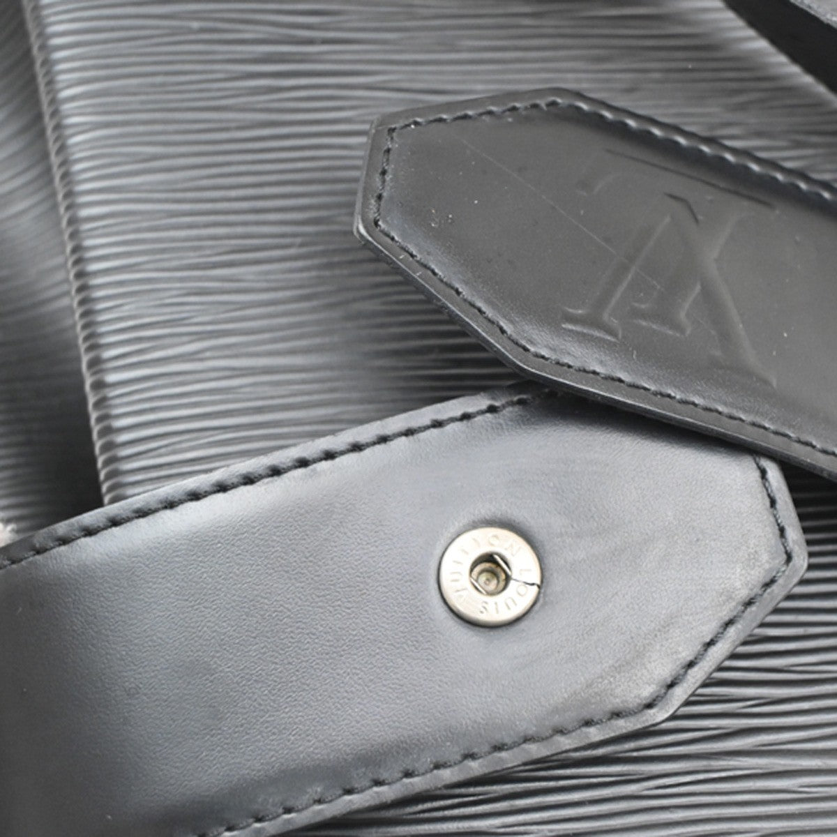Louis Vuitton Vintage Sac d'Epaule Handbag Epi Leather, BLACK, LEATHER, Shoulder bag