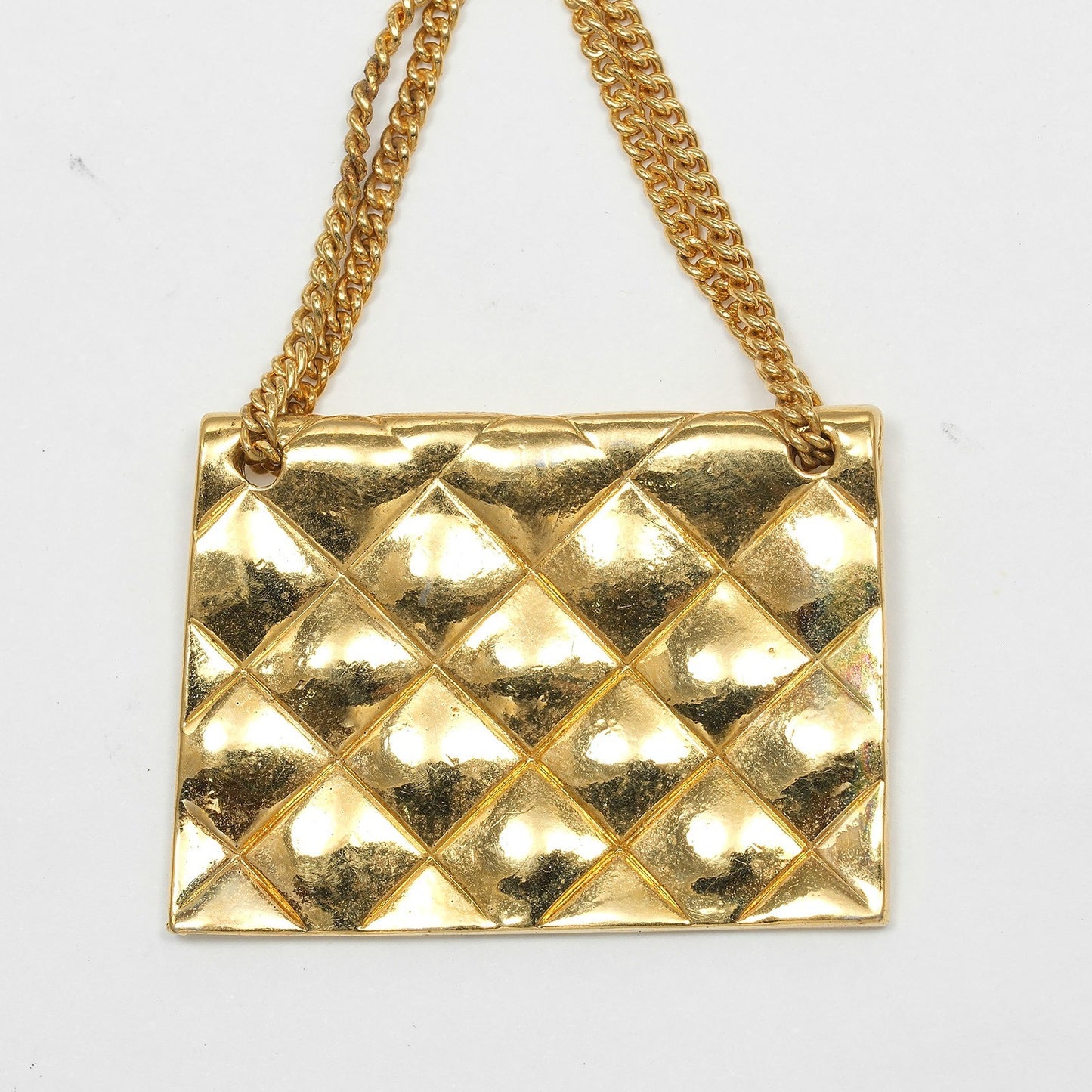 Chanel Vintage Medallion Flap Bag Brooch Metal, GOLD, GOLD_PLATED, Brooch