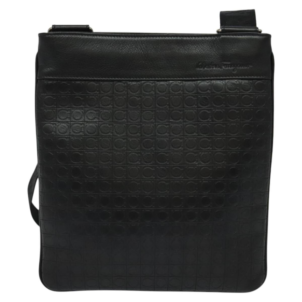 Salvatore Ferragamo Gancini Shoulder Bag Leather, BLACK, LEATHER, Shoulder bag