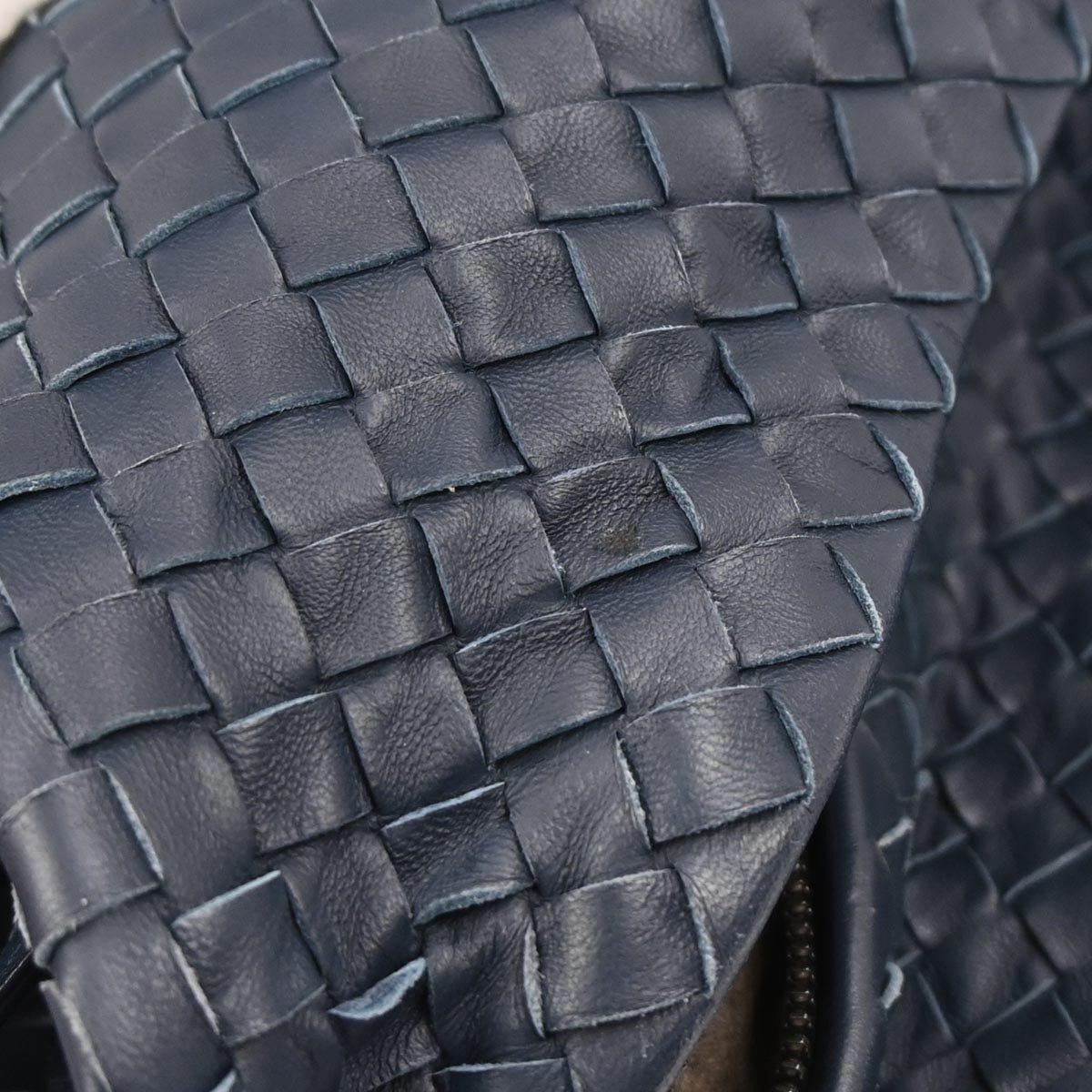 Bottega Veneta Zip Cube Messenger Intrecciato Nappa, NAVY, LEATHER, Shoulder bag