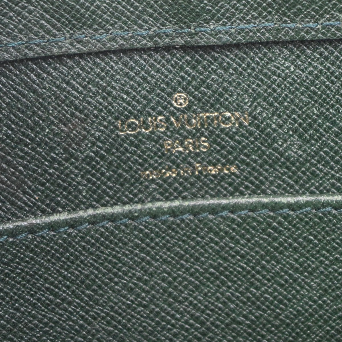 Louis Vuitton Pochette Baikal Clutch Taiga Leather, GREEN, LEATHER, Clutche & pouche