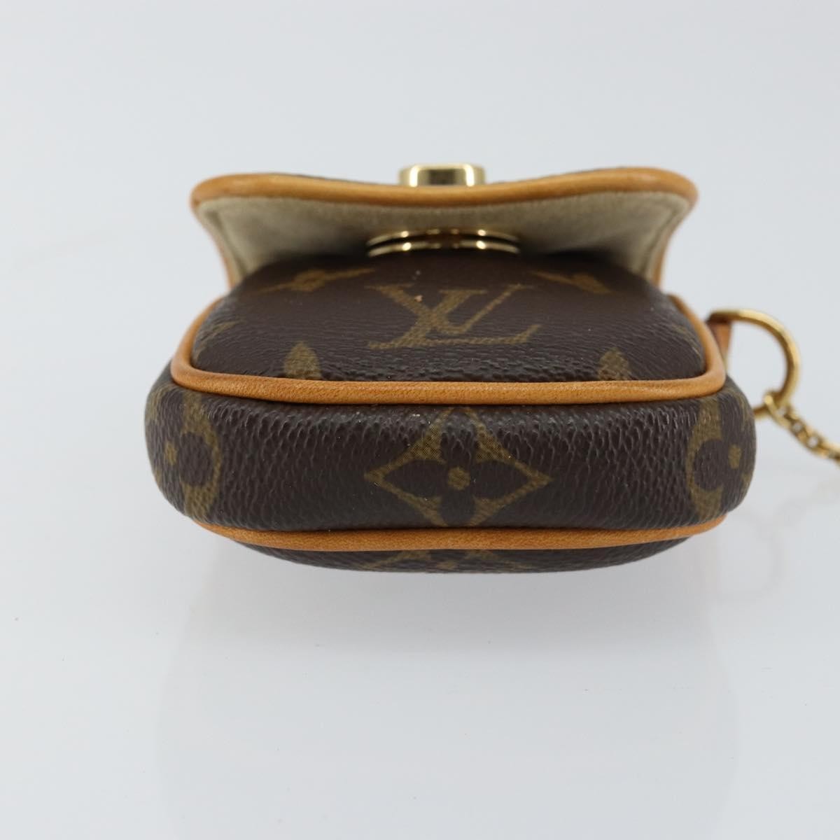 Louis Vuitton Cancun Pochette Monogram Canvas, BROWN, CANVAS, Clutche & pouche