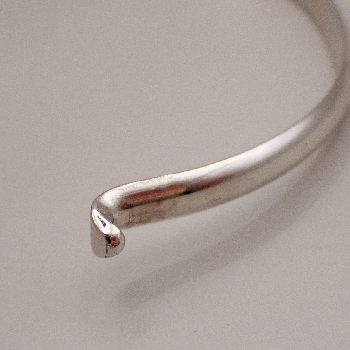 Chanel CC Logo Mirror Bangle Bracelet Metal and Plastic, SILVER, SILVER_PLATED, Bracelet