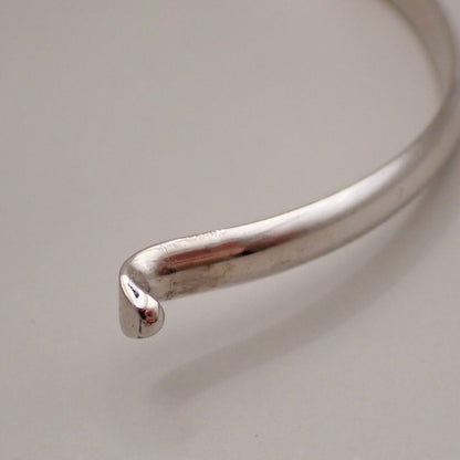 Chanel CC Logo Mirror Bangle Bracelet Metal and Plastic, SILVER, SILVER_PLATED, Bracelet