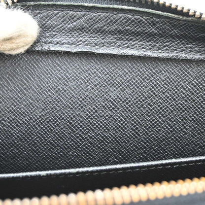 Louis Vuitton Pochette Baikal Clutch Taiga Leather, Black, Leather, Clutch