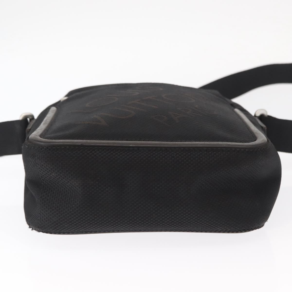 Louis Vuitton Citadin Messenger Bag Damier Geant Canvas, BLACK, CANVAS, Shoulder bag