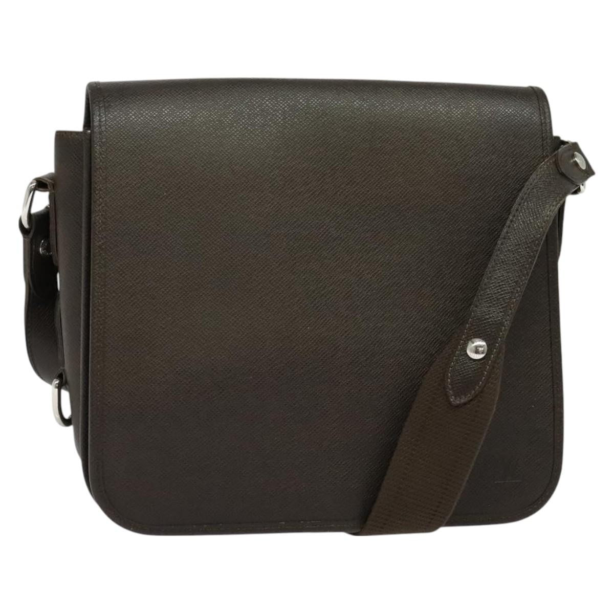 Louis Vuitton Andrei Messenger Bag Taiga Leather, BROWN, LEATHER, Shoulder bag