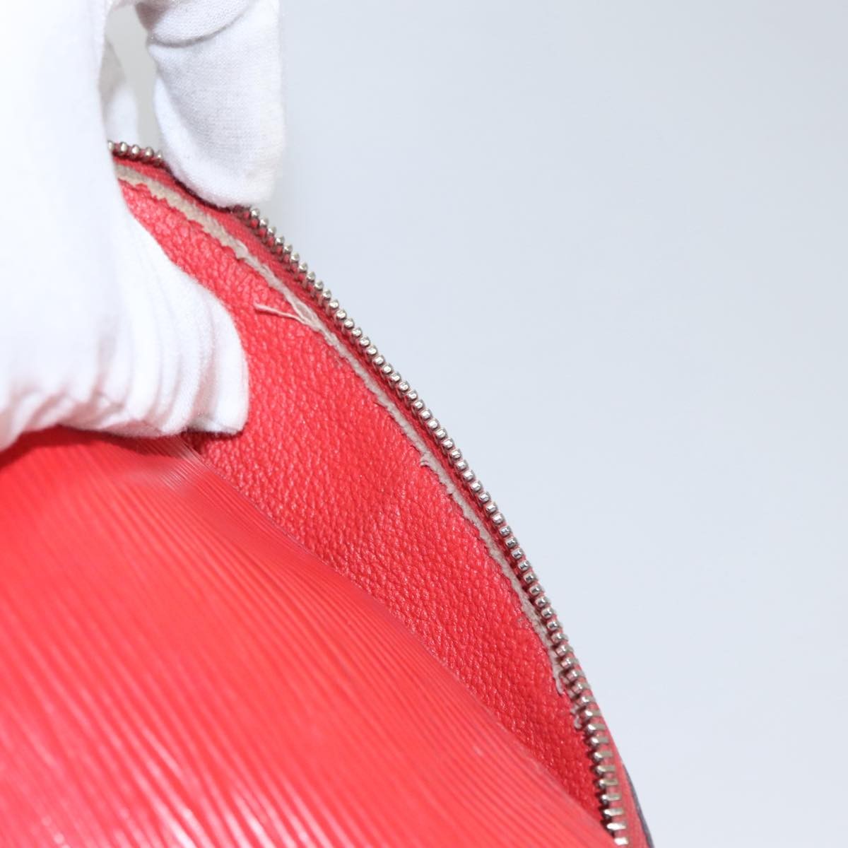 Louis Vuitton Cosmetic Pouch Epi Leather, RED, LEATHER, Clutche & pouche