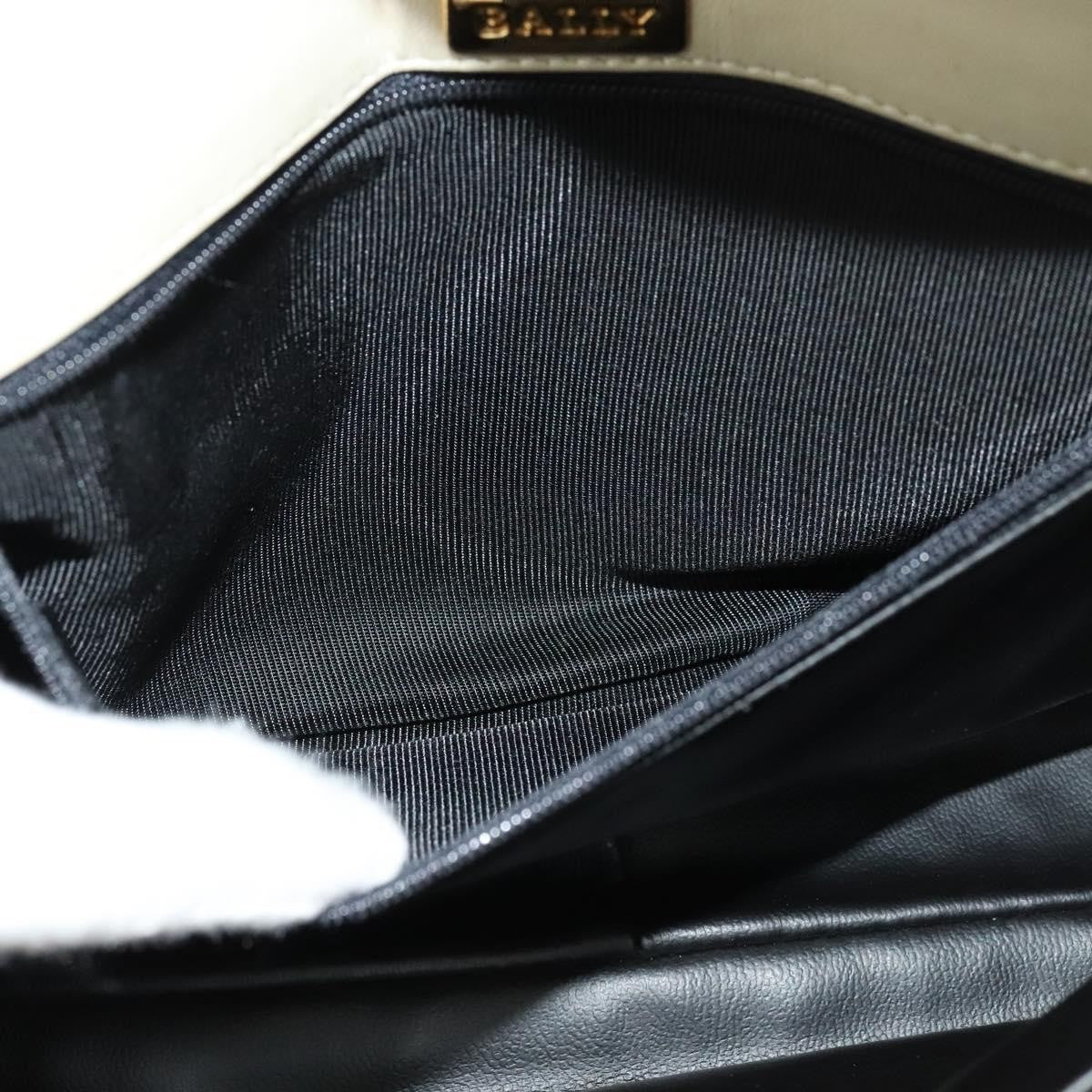 Bally Vintage Chain Shoulder Bag Quilted Leather, WHITE, LEATHER, Shoulder bag