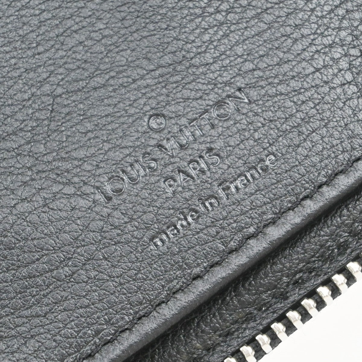 Louis Vuitton Zippy wallet vertical Taurillon Leather, BLACK, LEATHER, Wallets