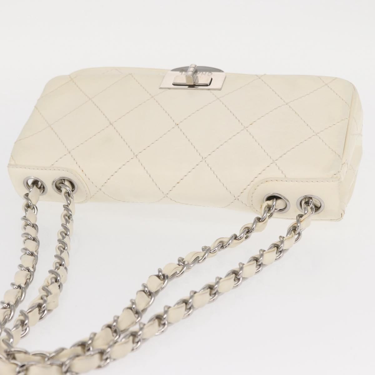 Chanel Reissue 2.55 Flap Bag Leather, WHITE, LEATHER, Shoulder bag