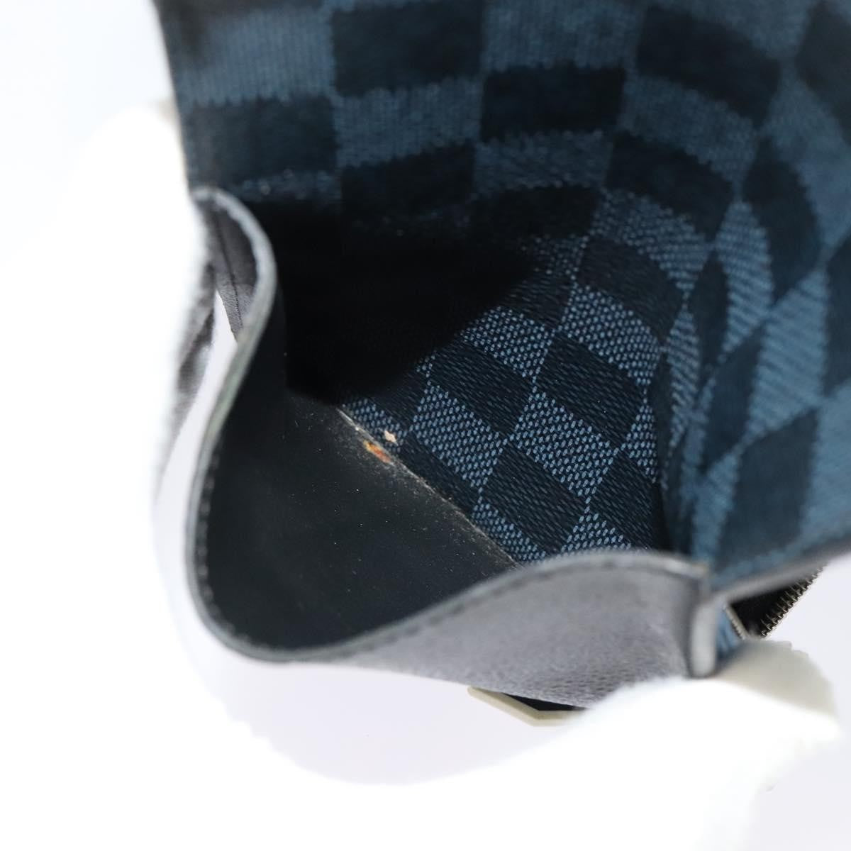 Louis Vuitton Pochette Phone Damier Graphite Canvas, GRAY, CANVAS, Shoulder bag