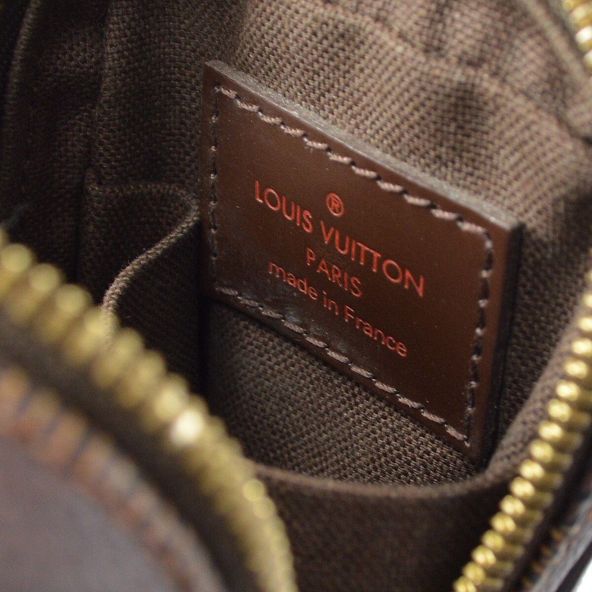 Louis Vuitton Etui Okapi Camera Case Damier, BROWN, CANVAS, Shoulder bag