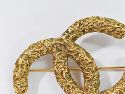 Chanel CC Brooch Textured Metal, GOLD, GOLD_PLATED, Brooch