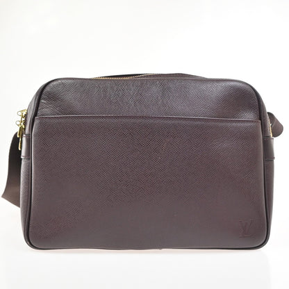 Louis Vuitton Reporter Bag Taiga Leather, Brown, Leather, Shoulder Bag
