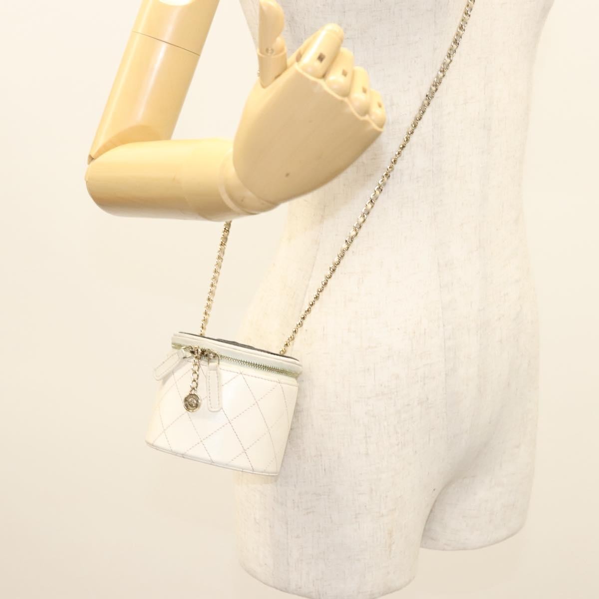 Chanel CC Round Vanity Case with Chain Quilted Lambskin, WHITE, LEATHER, Shoulder bag