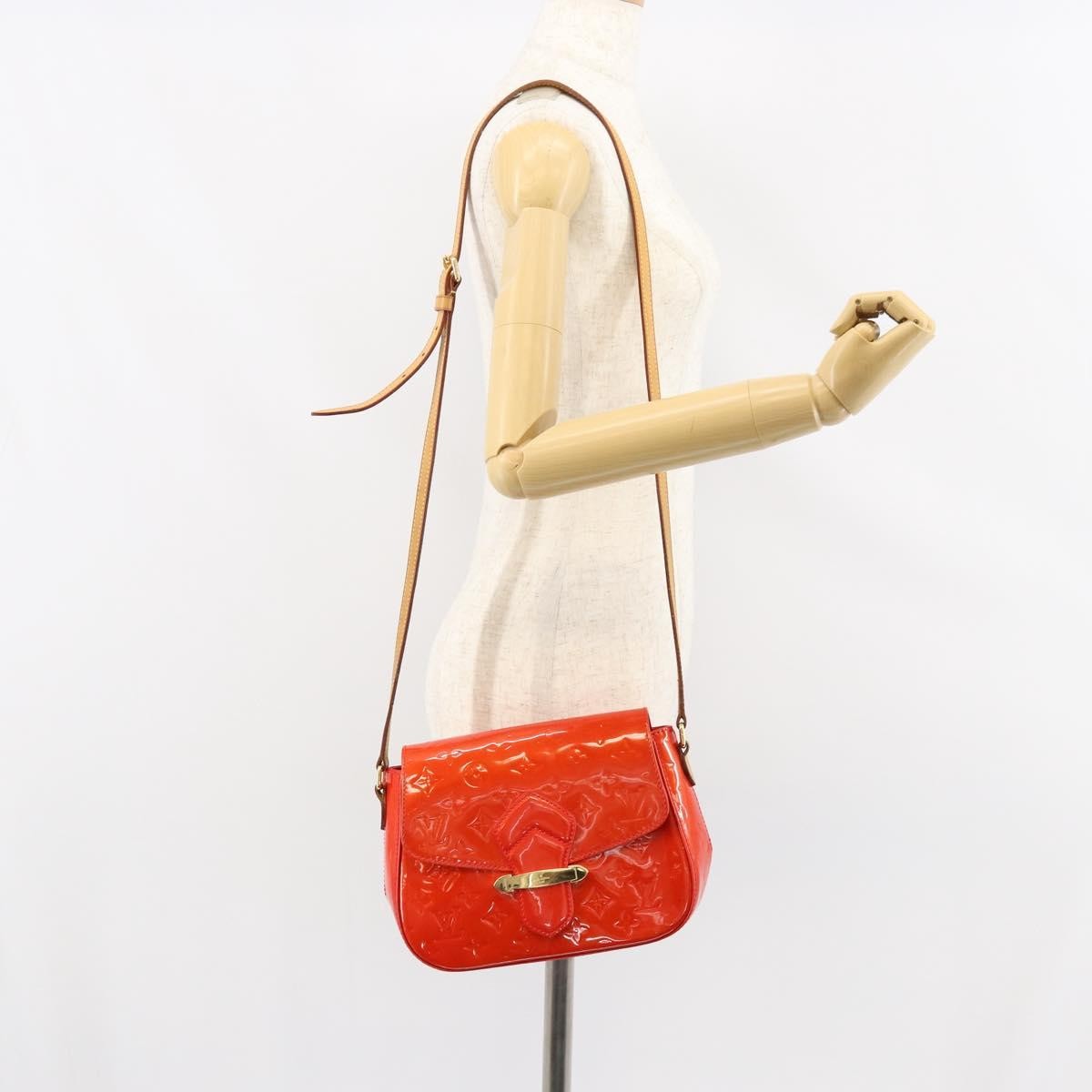 Louis Vuitton Bellflower Handbag Monogram Vernis, RED, PATENT_LEATHER, Shoulder bag