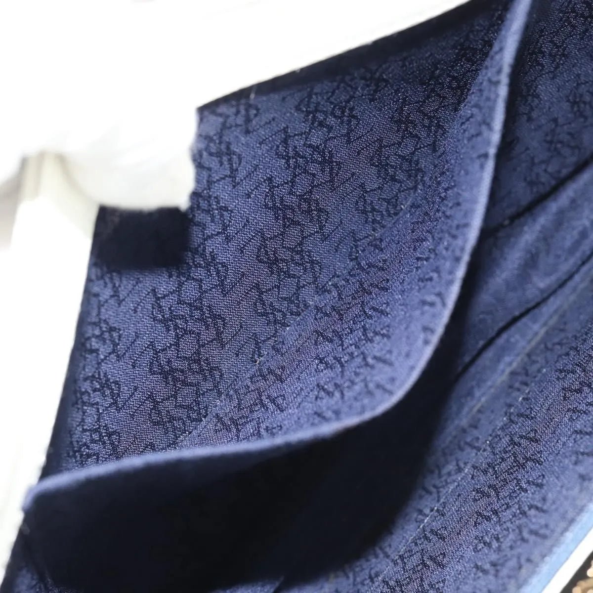 Saint Laurent Vintage - Brandsamsara