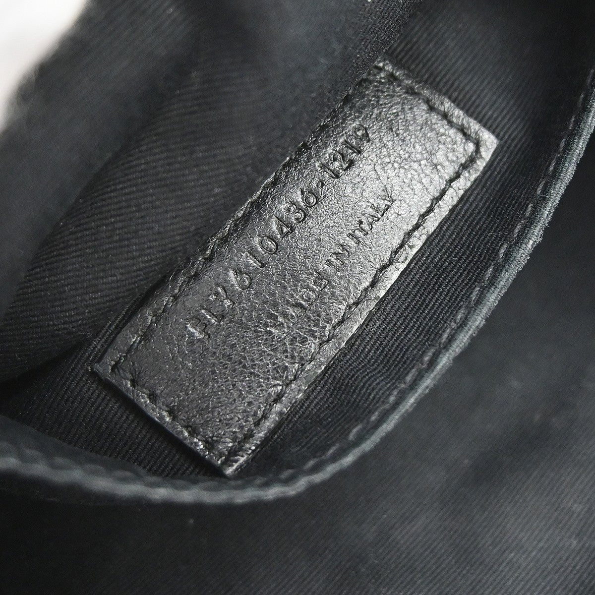 Saint Laurent Vinyle Round Camera - Brandsamsara