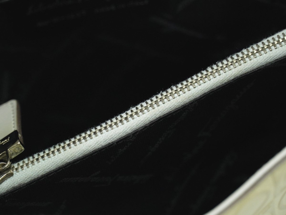 Salvatore Ferragamo Gancini Shoulder Bag - Brandsamsara