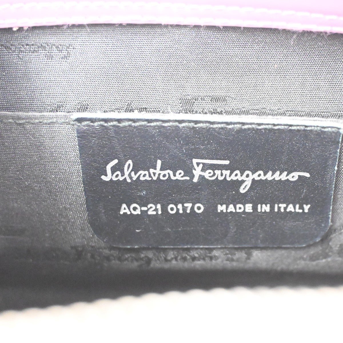 Salvatore Ferragamo Gancini Shoulder Bag - Brandsamsara