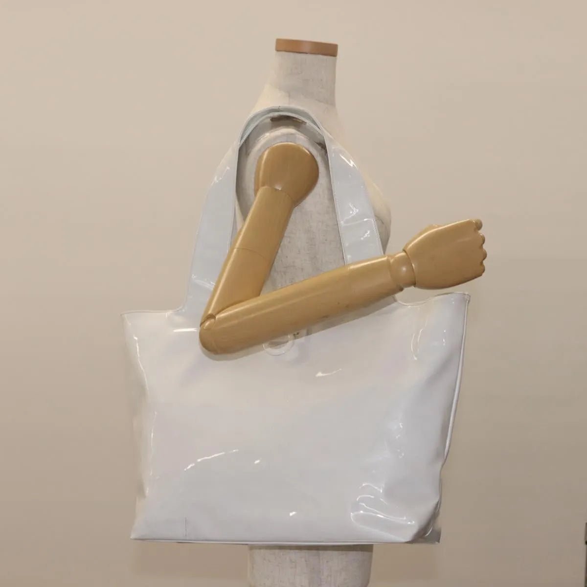 Salvatore Ferragamo Gancini Tote - Brandsamsara