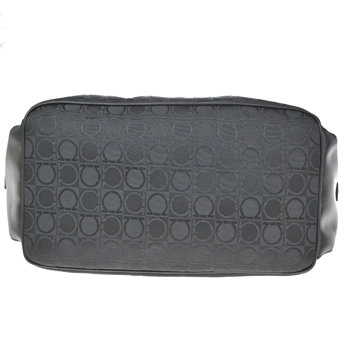 Salvatore Ferragamo Gancini Zip - Brandsamsara