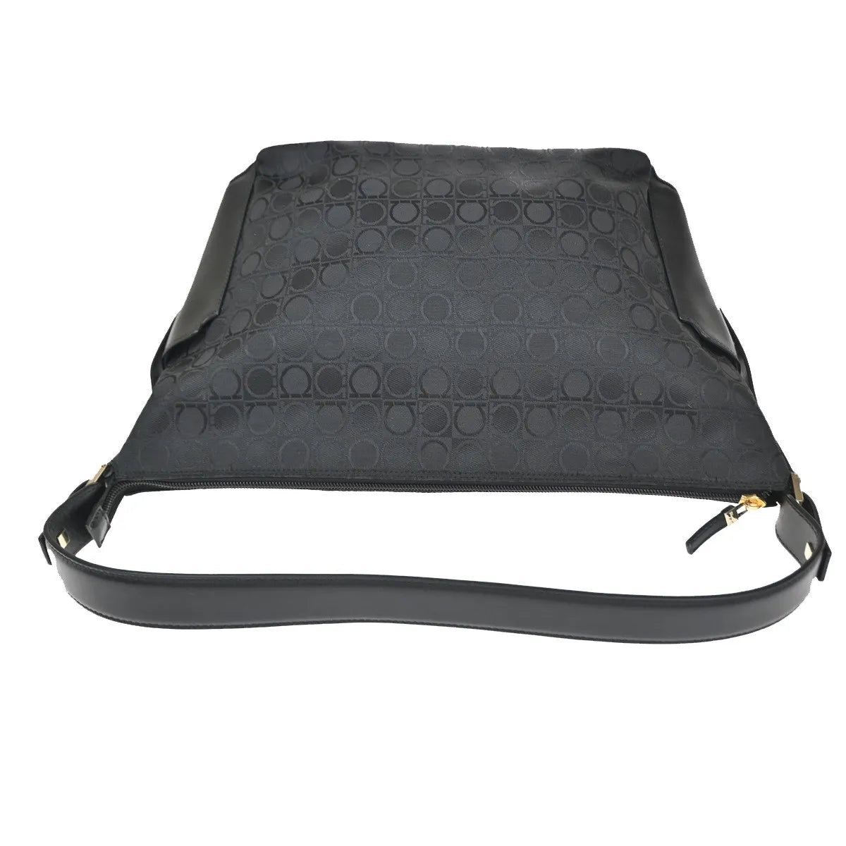 Salvatore Ferragamo Gancini Zip - Brandsamsara