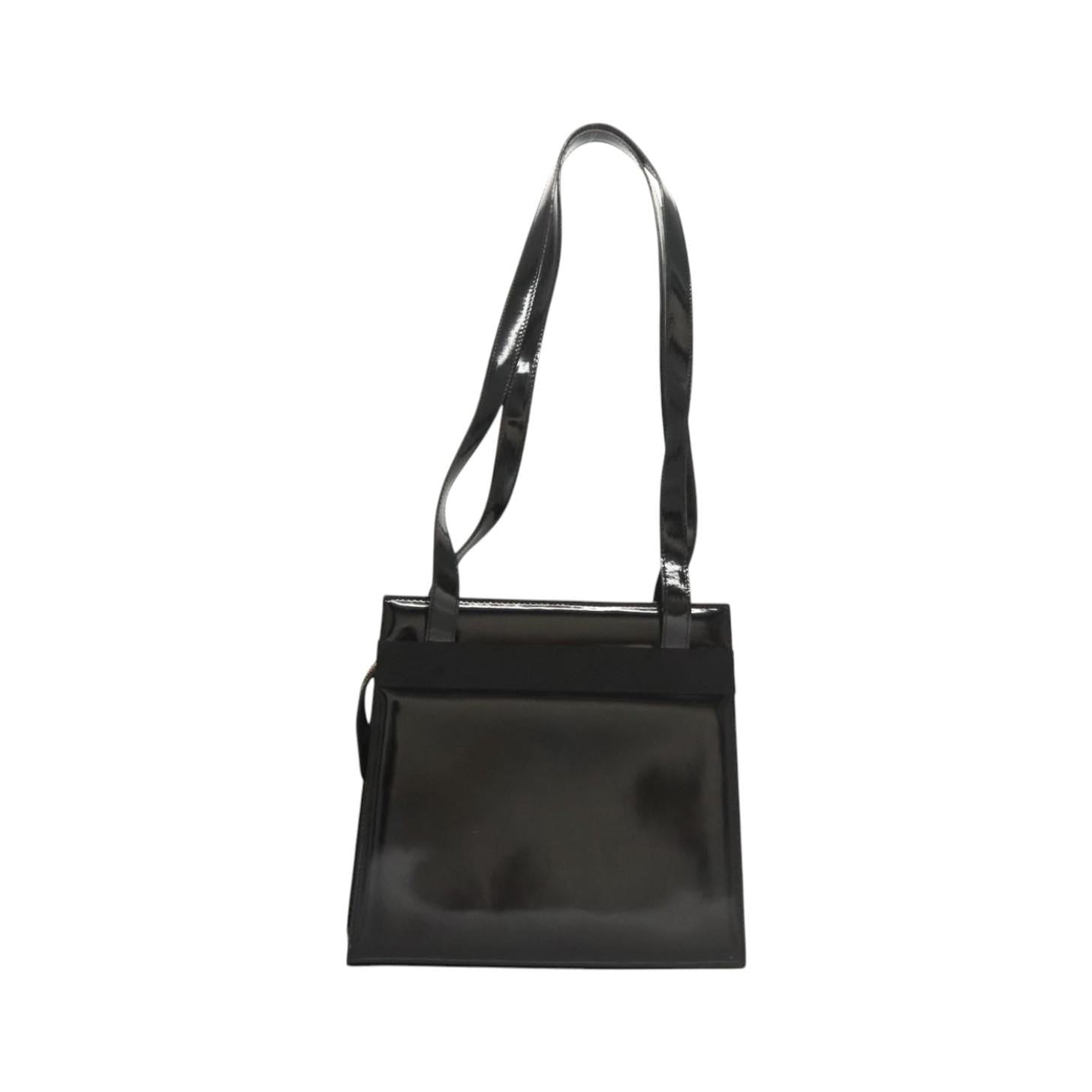 Salvatore Ferragamo Vala Patent Leather, Black, Patent Leather, Shoulder Bag