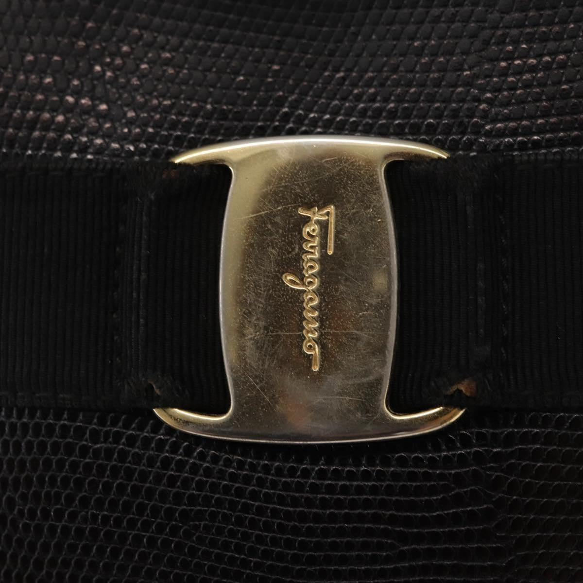 Salvatore Ferragamo Vala Shoulder Bag - Brandsamsara