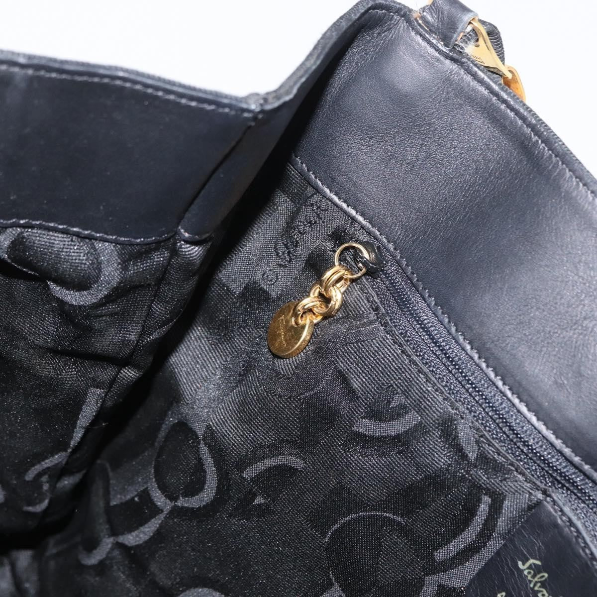 Salvatore Ferragamo Vala Shoulder Bag - Brandsamsara