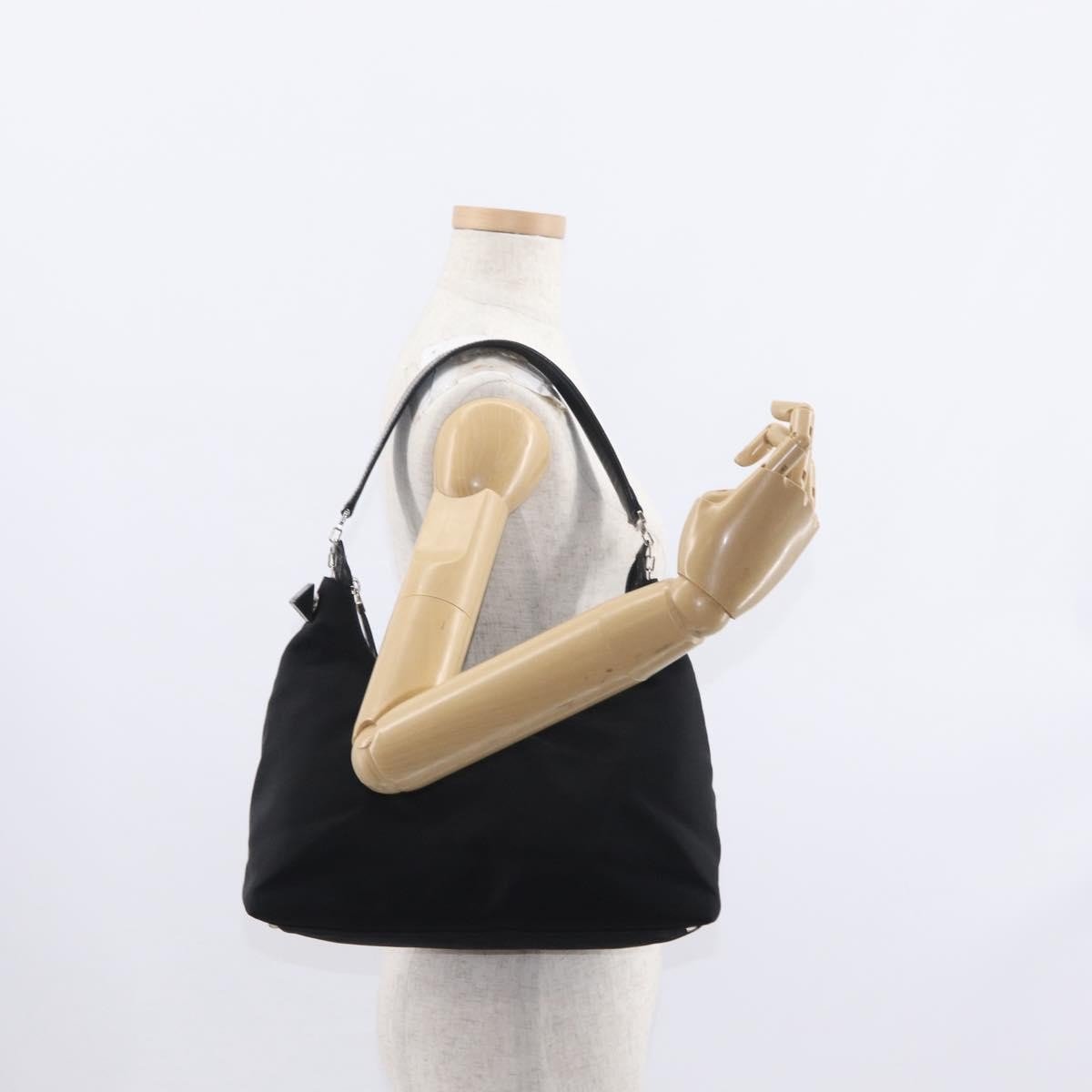 Salvatore Ferragamo Vala Shoulder Bag - Brandsamsara