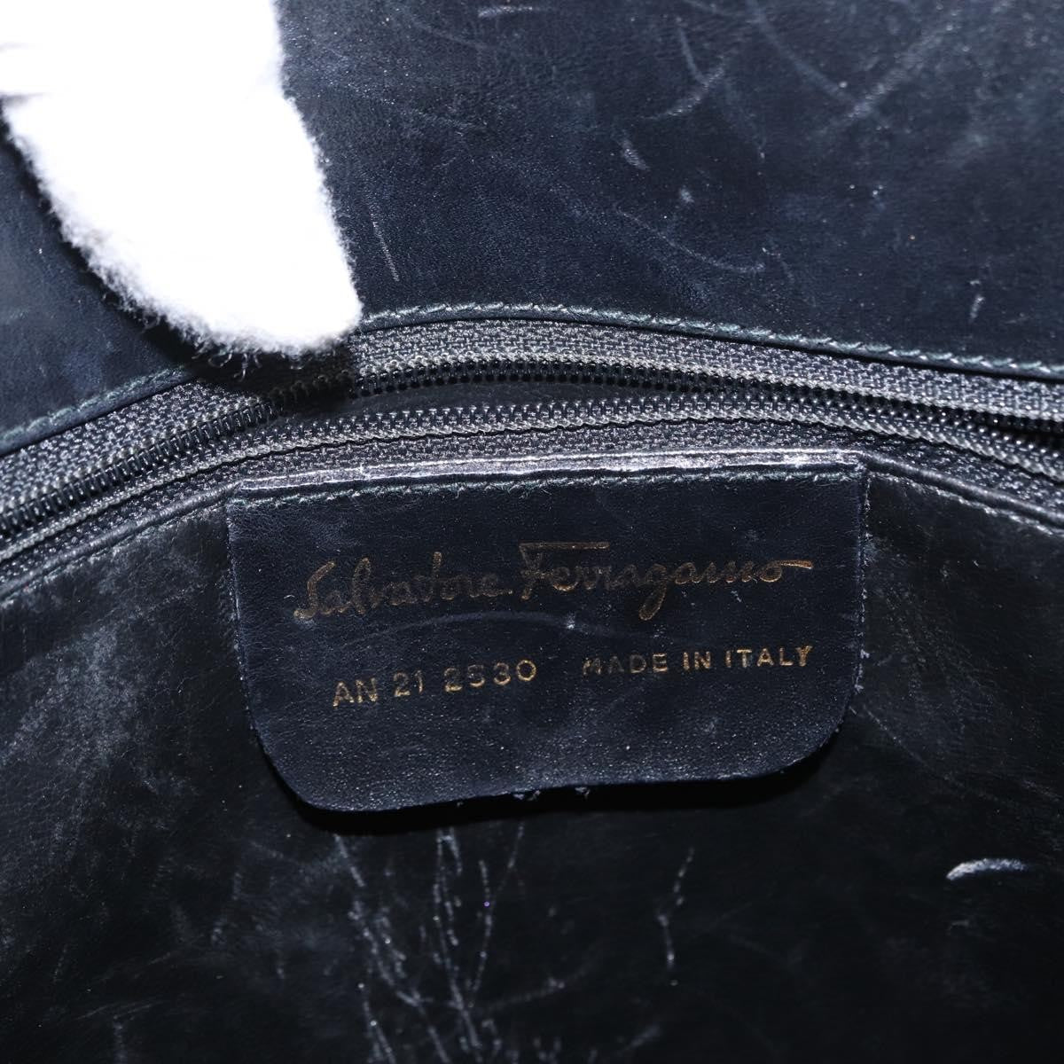 Salvatore Ferragamo Vala Shoulder Bag - Brandsamsara