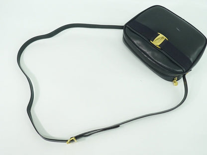Salvatore Ferragamo Vala Shoulder Bag - Brandsamsara