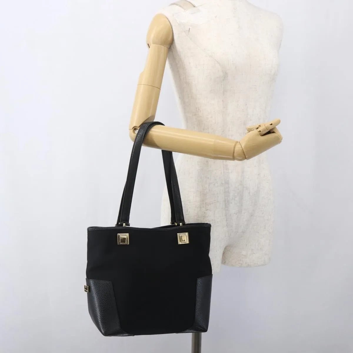 Salvatore Ferragamo Vintage - Brandsamsara