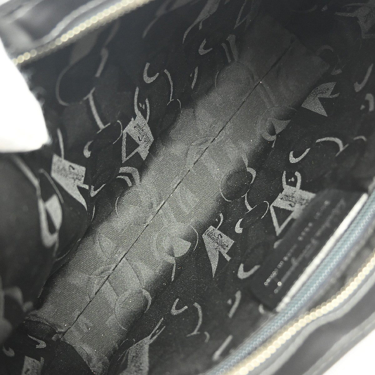 Salvatore Ferragamo Vintage Chain Shoulder Bag - Brandsamsara