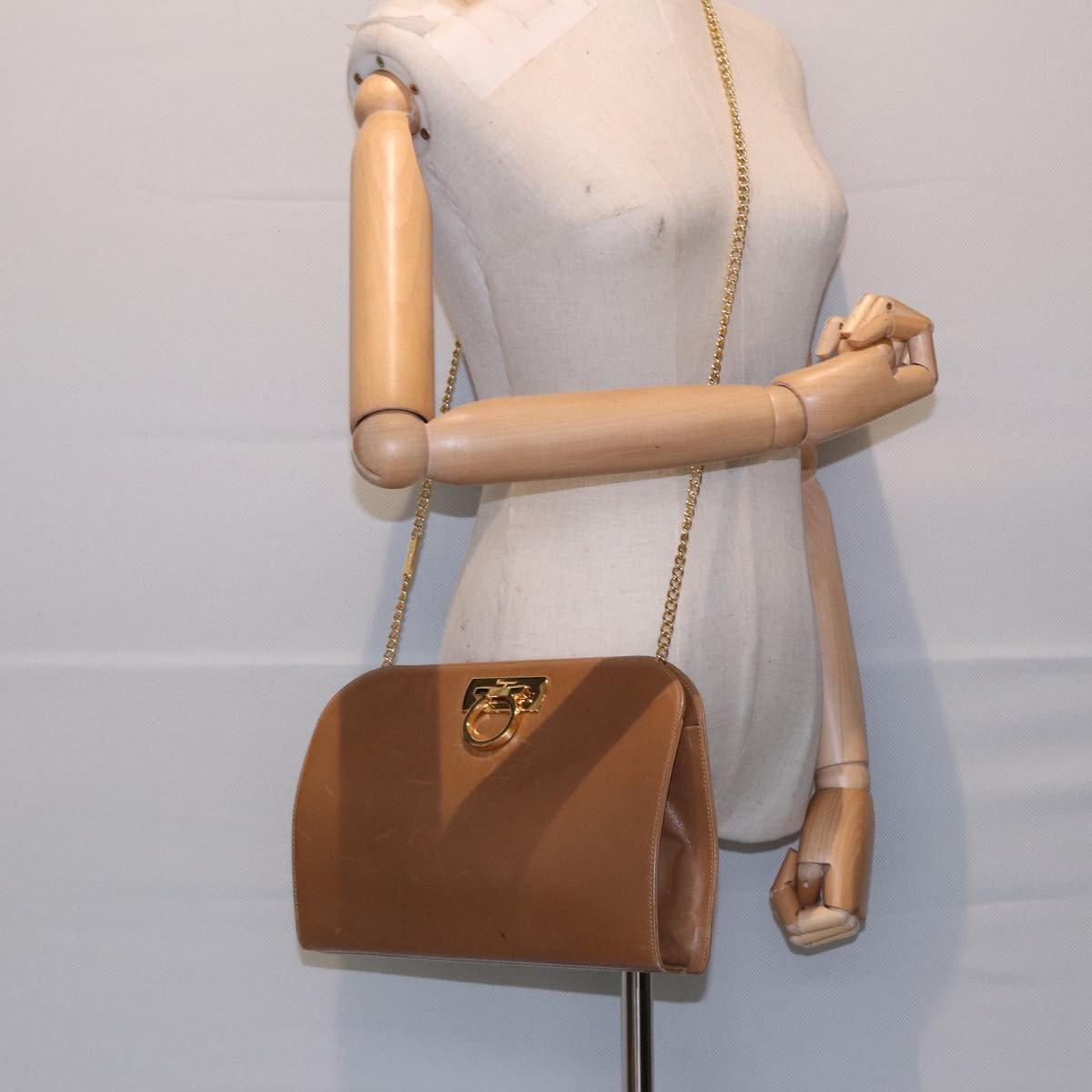 Salvatore Ferragamo Vintage Gancini Chain Shoulder Bag - Brandsamsara