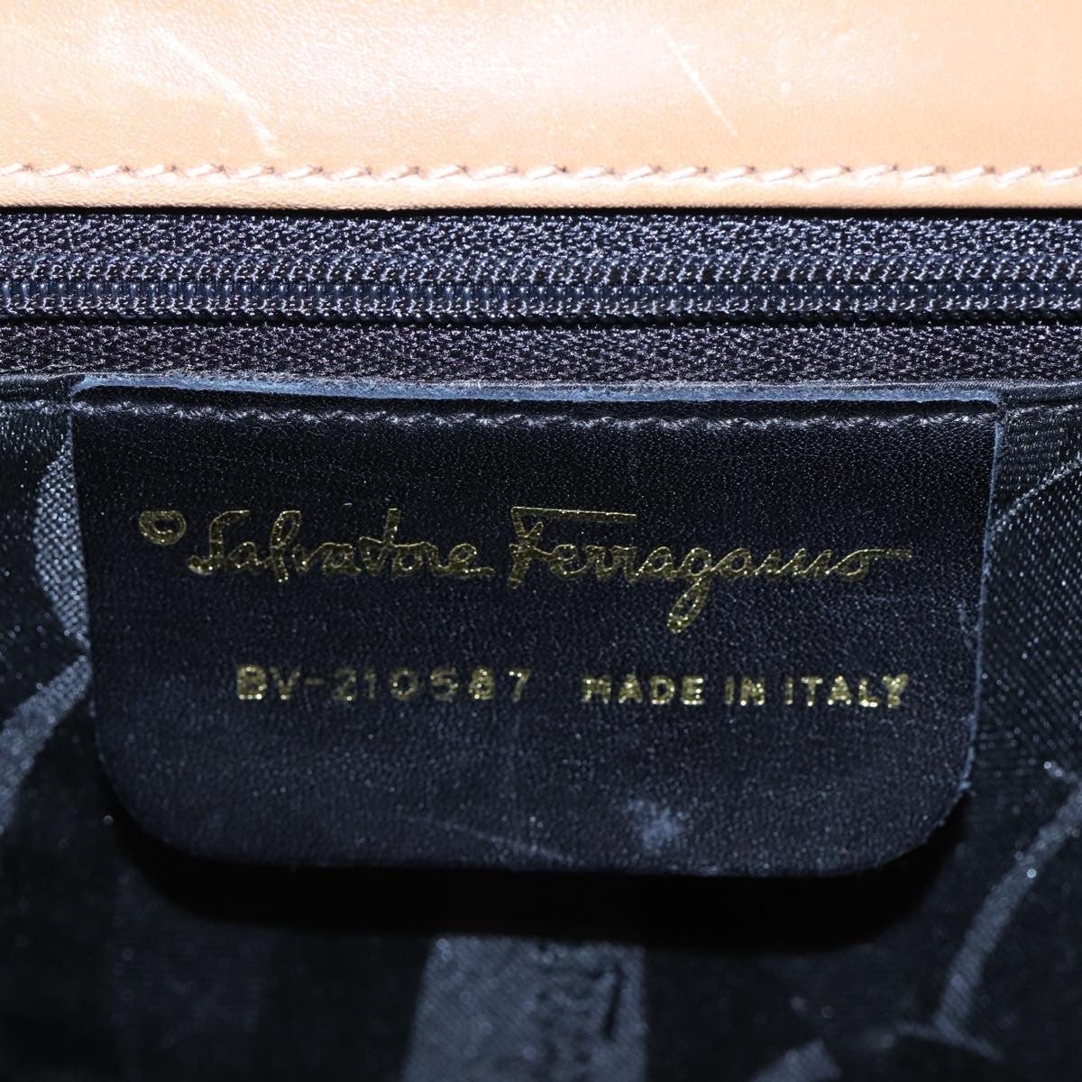 Salvatore Ferragamo Vintage Gancini Chain Shoulder Bag - Brandsamsara