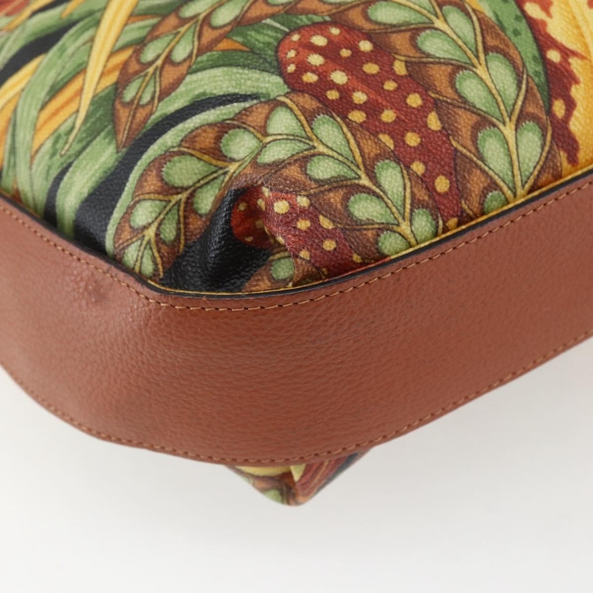 Salvatore Ferragamo Vintage Shoulder Bag - Brandsamsara