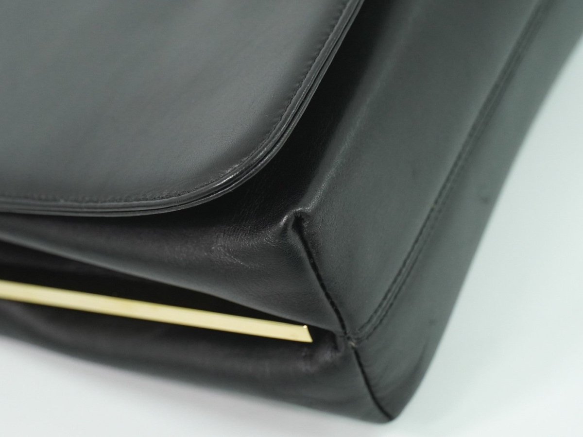 Salvatore Ferragamo Vintage Shoulder Bag - Brandsamsara