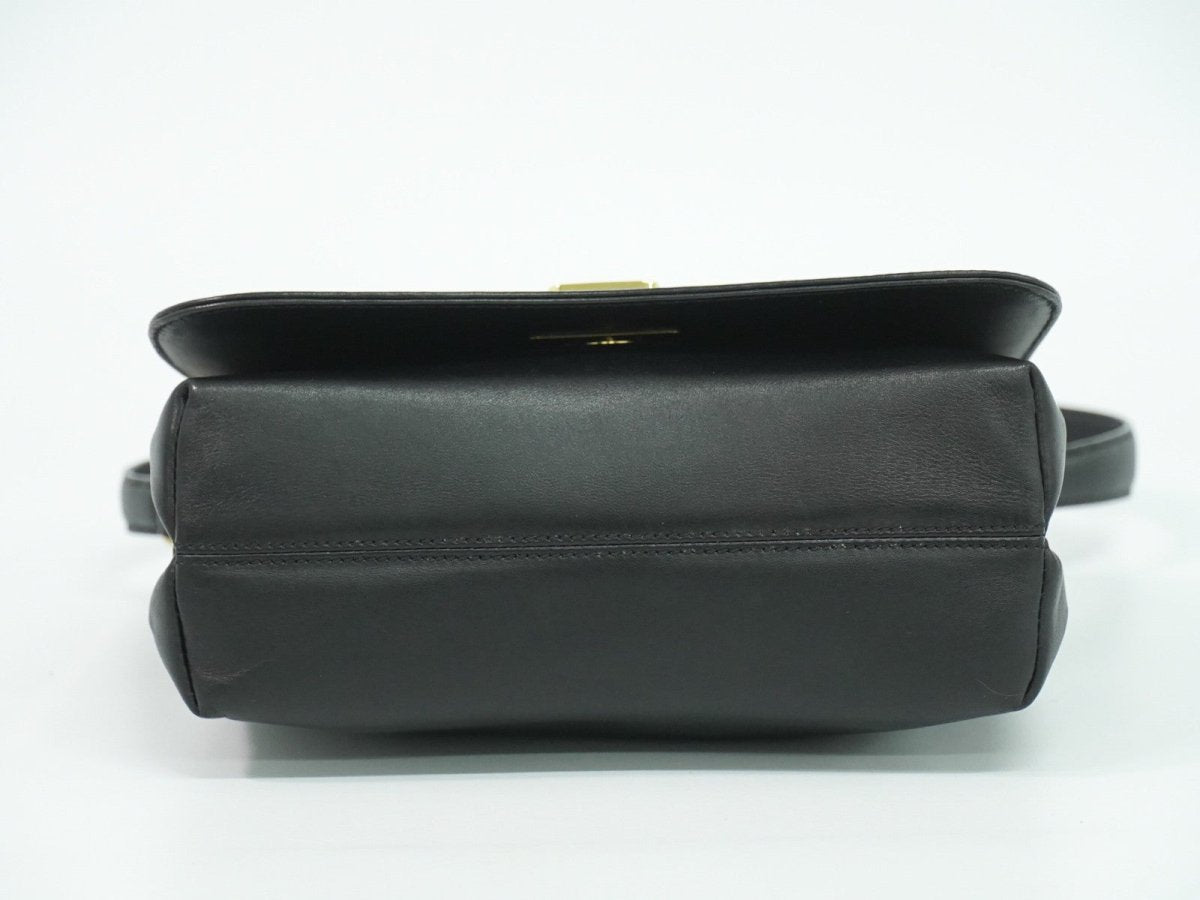 Salvatore Ferragamo Vintage Shoulder Bag - Brandsamsara