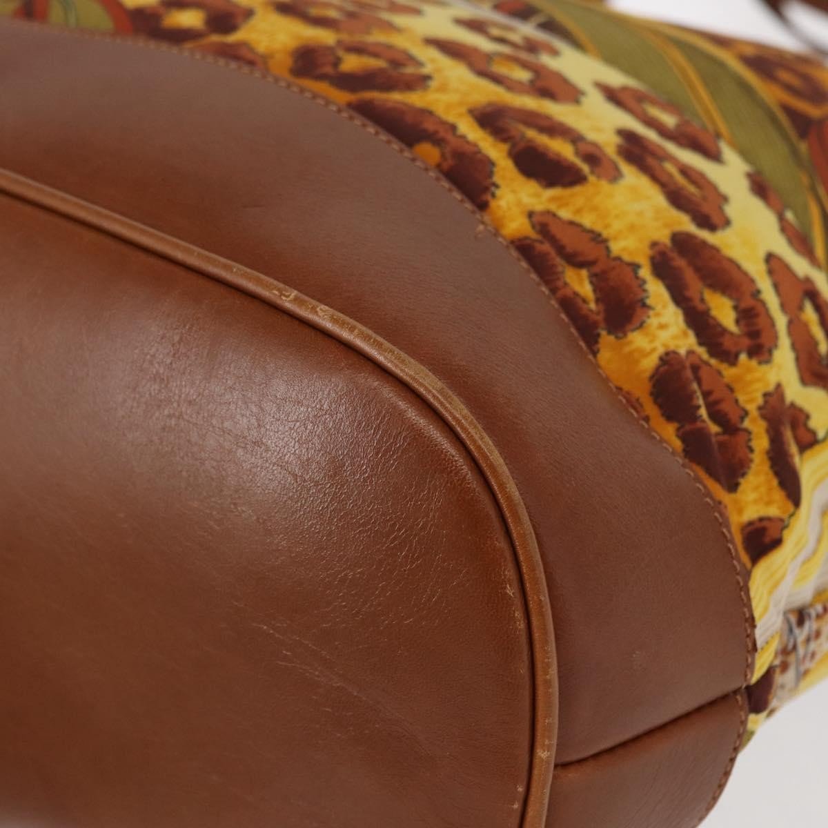 Salvatore Ferragamo Vintage Shoulder Bag - Brandsamsara