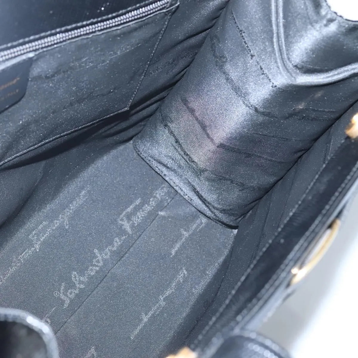 Salvatore Ferragamo Vintage Vara Bow Tote - Brandsamsara